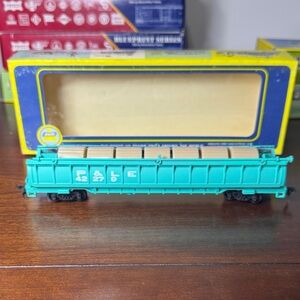 AHM Pittsburgh & Lake Erie P&LE Covered Coil Car w/ Coils (New)